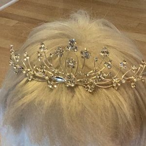 Elegant Expressions crystal and Silvertone crown with built in combs